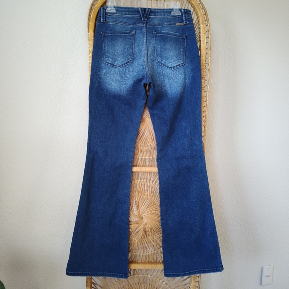 KanCan Mid-Rise Flare Stretch Jean - Picture 3 of 5